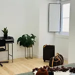 Baixa Chiado 3 Suites Apartment